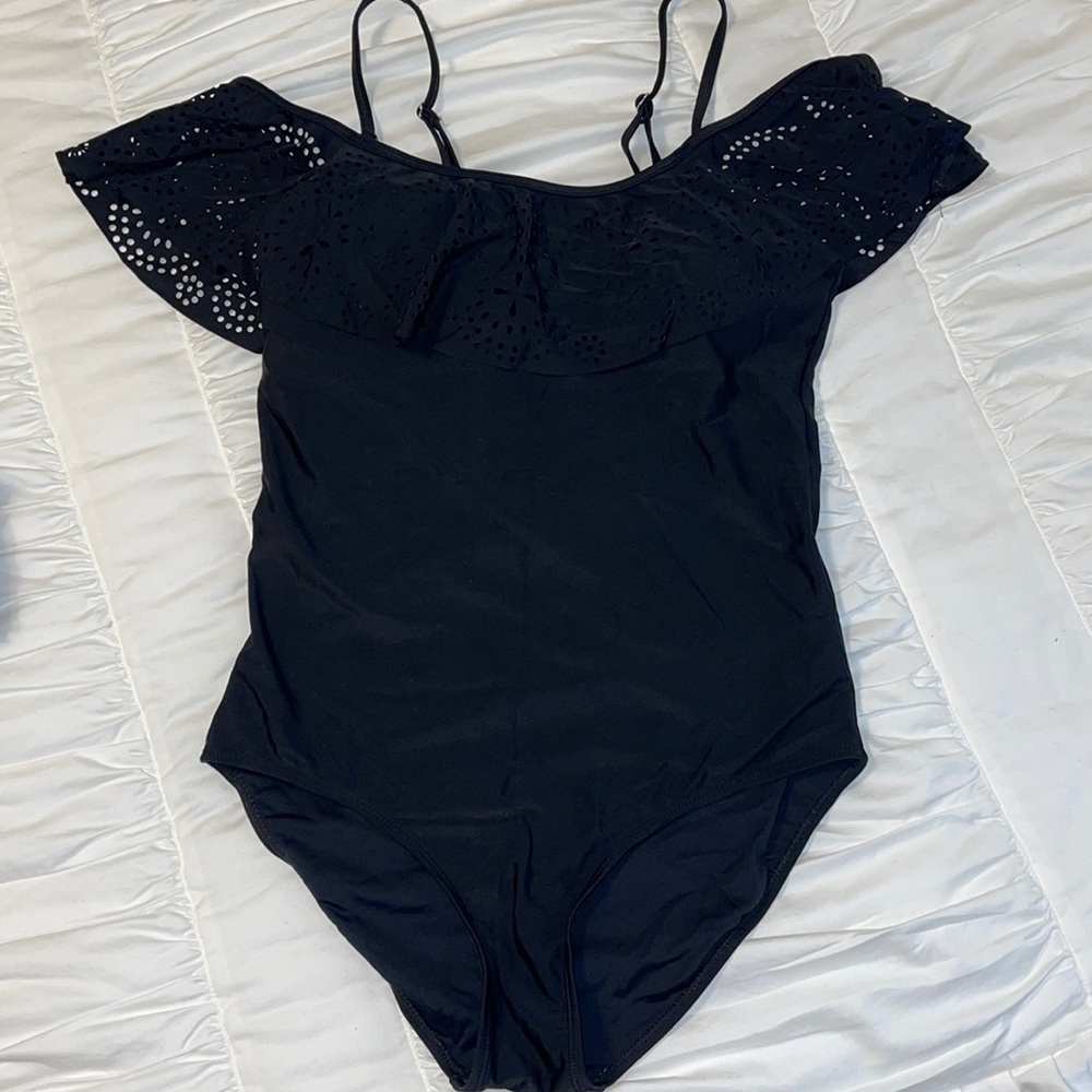 Medium one piece bathing suit, black EUC